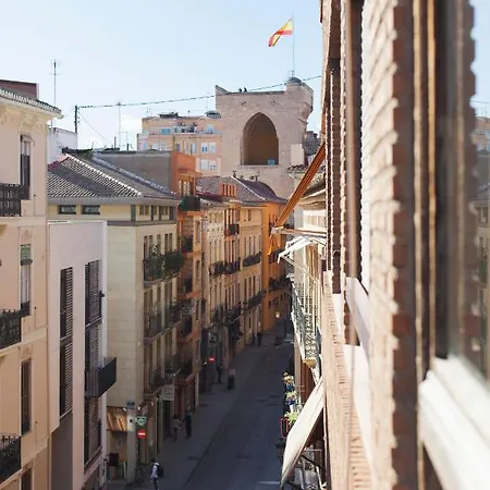 Daire Florit Flats - Torres De Quart Ii